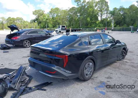 2025 Kia K4 Lx z USA, uszkodzony, nr VIN 3KPFT4DE7SE040486